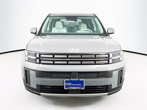 Certified 2025 Hyundai Santa Fe SE image 2