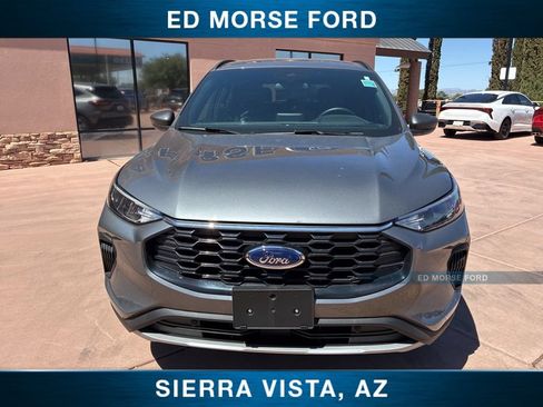 Certified 2025 Ford Escape ST-Line AWD/4WD image 11