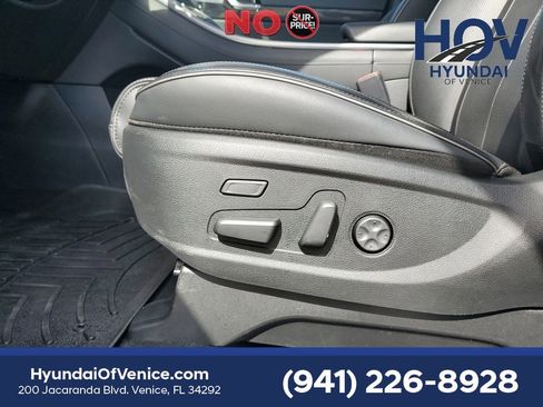 Used 2022 Hyundai Palisade Limited w/ Cargo Package AWD/4WD image 23
