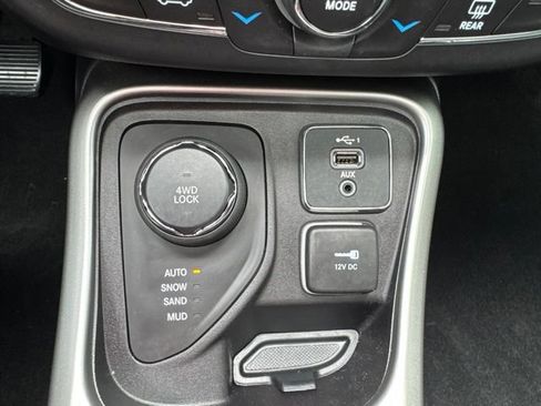 Used 2019 Jeep Compass High Altitude AWD/4WD image 25