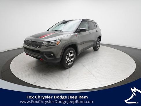 Used 2022 Jeep Compass Trailhawk w/ Trailhawk Convenience Group image 1