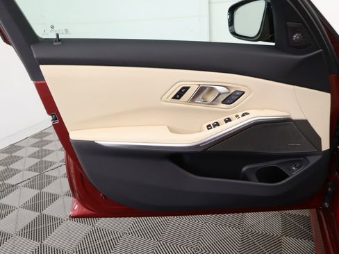 New 2026 BMW 330i Sedan w/ M Sport Package image 25