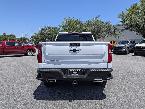 Certified 2025 Chevrolet Silverado 1500 LT Trail Boss w/ Convenience Package II AWD/4WD image 4