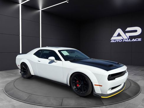 Used 2021 Dodge Challenger R/T Scat Pack image 3
