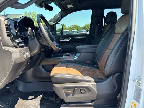 Used 2025 Chevrolet Silverado 3500 High Country w/ High Country Premium Package AWD/4WD image 20