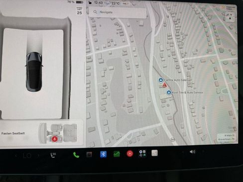 Used 2023 Tesla Model 3 Standard Range RWD image 18