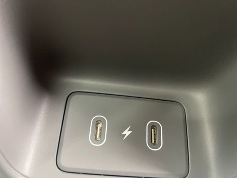 New 2024 Hyundai Elantra SEL w/ Convenience Package image 11