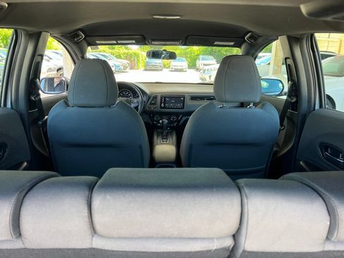 Used 2019 Honda HR-V Sport image 12