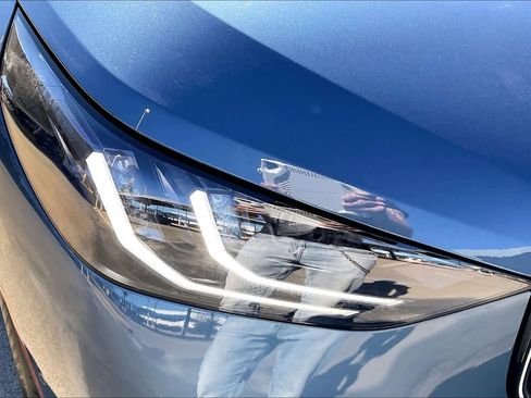 Used 2025 BMW X3 xDrive30i w/ Premium Package image 26