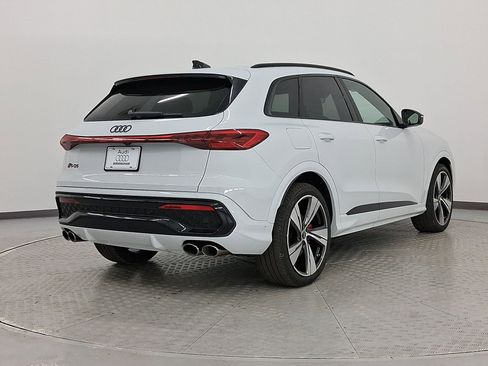 New 2025 Audi SQ5 Premium Plus image 9