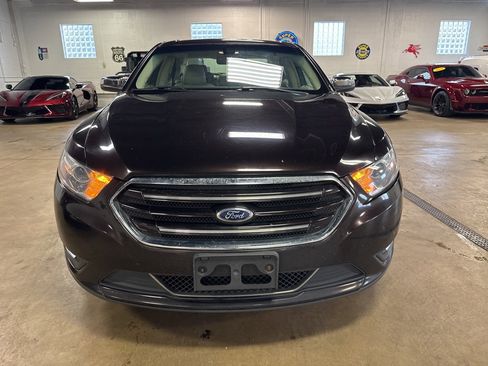 Used 2013 Ford Taurus Limited image 2