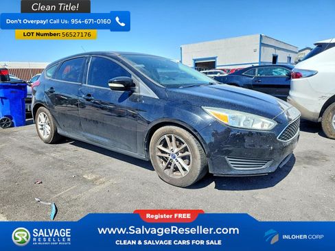 Used 2017 Ford Focus SE FWD image 5
