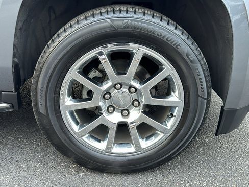 Used 2019 GMC Yukon Denali AWD/4WD image 9