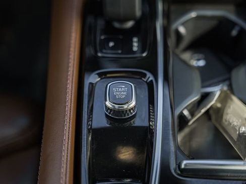 Certified 2023 Volvo S60 T8 Ultimate image 22