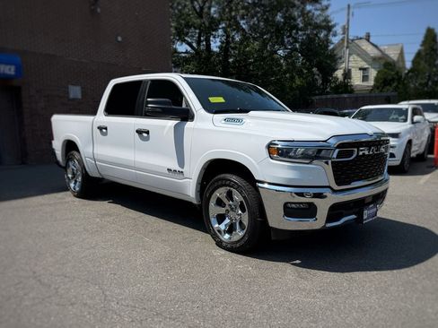 Used 2026 RAM 1500 Big Horn AWD/4WD image 3