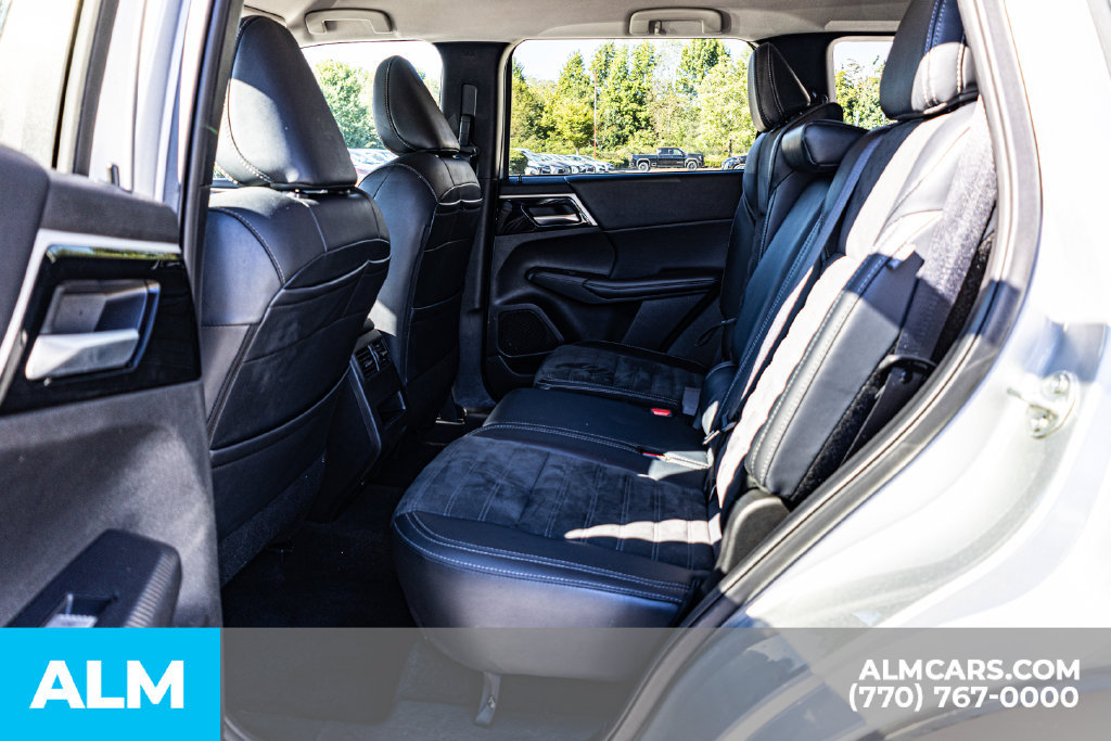 Used 2024 Mitsubishi Outlander SE AWD/4WD image 18