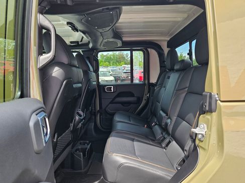 New 2026 Jeep Gladiator Sport image 23