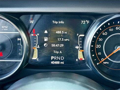 Used 2022 Jeep Wrangler Willys image 13