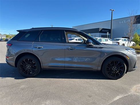 Used 2023 Lincoln Corsair Reserve w/ Jet Appearance Package image 15