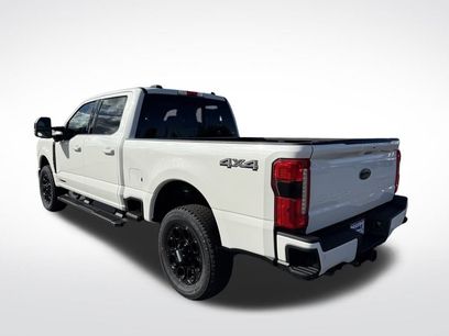 New 2026 Ford F250 Lariat w/ Black Appearance Package