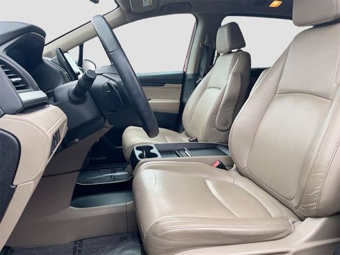 Used 2024 Honda Odyssey EX-L image 19