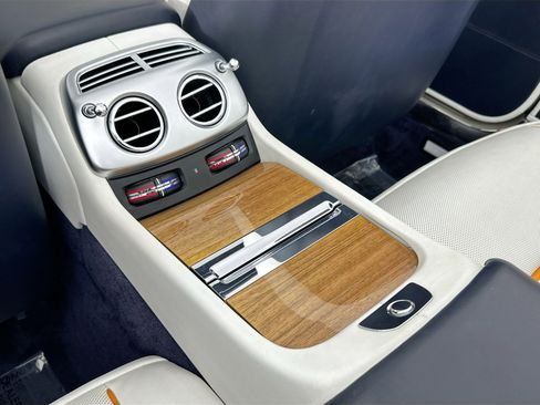 Certified 2016 Rolls-Royce Dawn image 30