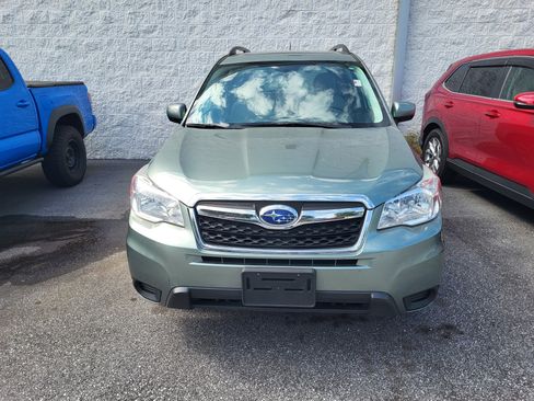 Used 2015 Subaru Forester 2.5i Premium AWD/4WD image 2