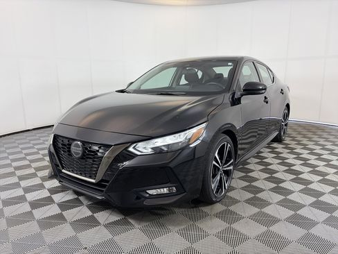 Certified 2023 Nissan Sentra SR FWD image 2
