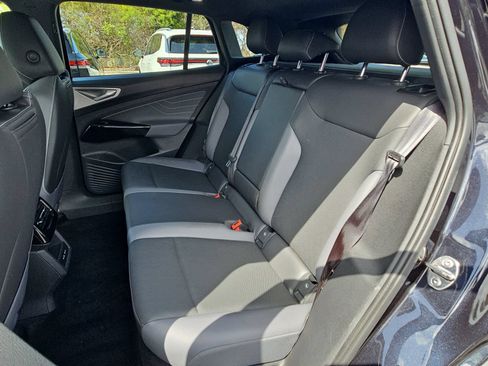 Certified 2023 Volkswagen ID.4 Pro S RWD image 14