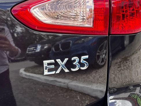 Used 2010 INFINITI EX35 Journey w/ Technology Pkg image 17