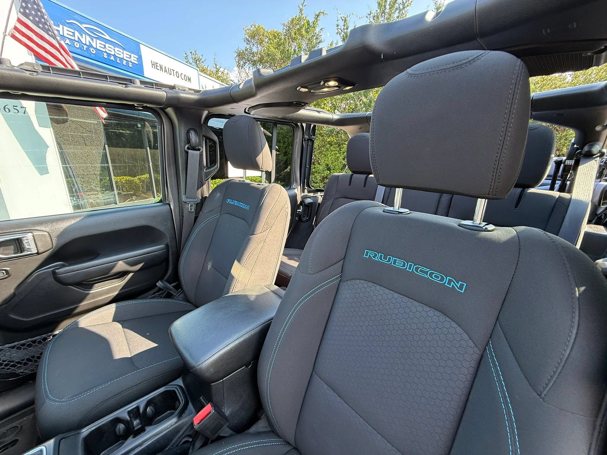 Used 2023 Jeep Wrangler Unlimited Rubicon 4xe w/ Cold Weather Group AWD/4WD image 38