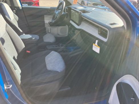 New 2025 Ford Maverick XLT image 14