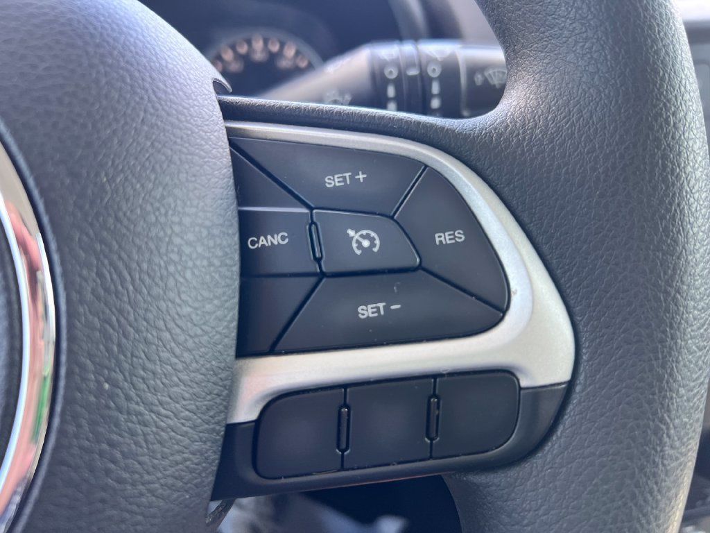 Used 2018 Jeep Renegade Sport w/ Power & Air Group AWD/4WD image 14