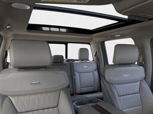 New 2026 Ford F350 Platinum w/ Platinum Plus Package image 22