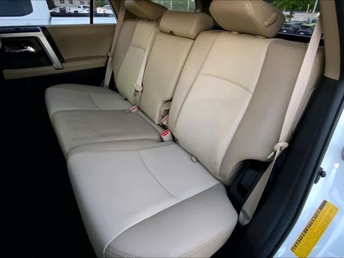 Used 2017 Toyota 4Runner SR5 Premium RWD image 20