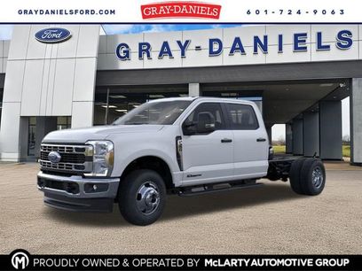 New 2026 Ford F350 4x4 Crew Cab DRW Super Duty
