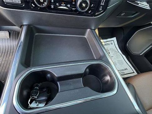 Used 2025 Chevrolet Silverado 2500 High Country w/ High Country Premium Package image 15