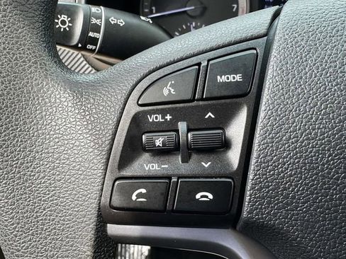 Used 2020 Hyundai Tucson Value FWD image 9