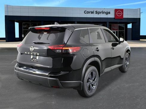 New 2026 Nissan Rogue SV FWD image 5