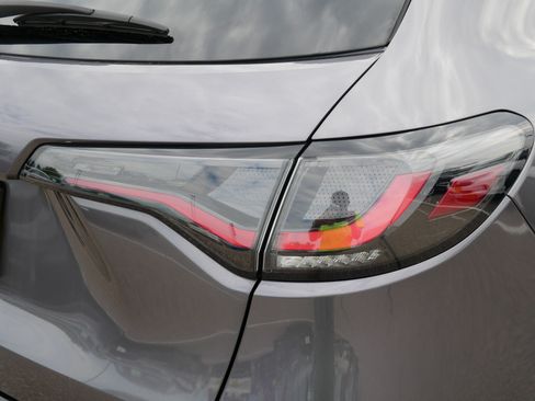 Certified 2024 Honda HR-V EX-L image 17