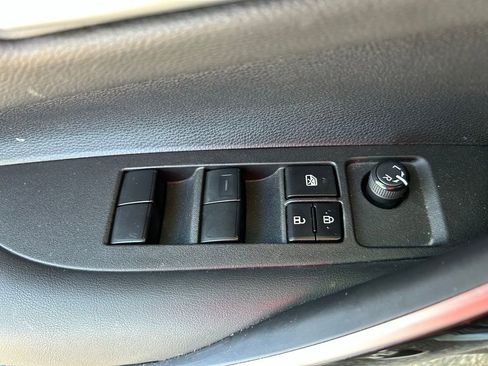 Used 2022 Toyota Corolla XSE image 17