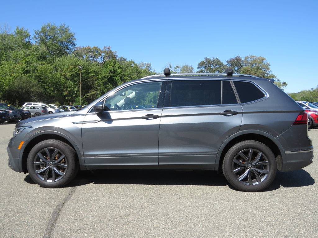 Used 2023 Volkswagen Tiguan SE AWD/4WD image 8