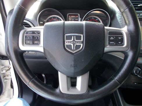 Used 2017 Dodge Journey Crossroad w/ Popular Equipment Group FWD image 30