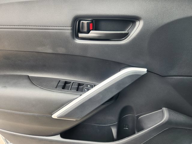 Used 2025 Toyota Corolla Cross AWD Hybrid image 25