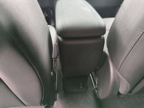Used 2023 Buick Encore GX Select w/ Safety Package II AWD/4WD image 28