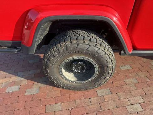 Used 2020 Jeep Gladiator Rubicon AWD/4WD image 16