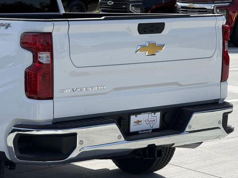 New 2026 Chevrolet Silverado 1500 W/T w/ WT Safety Package AWD/4WD image 6