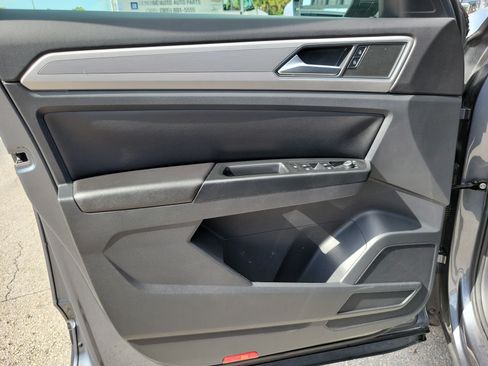 Used 2019 Volkswagen Atlas SE w/ Towing Package FWD image 23