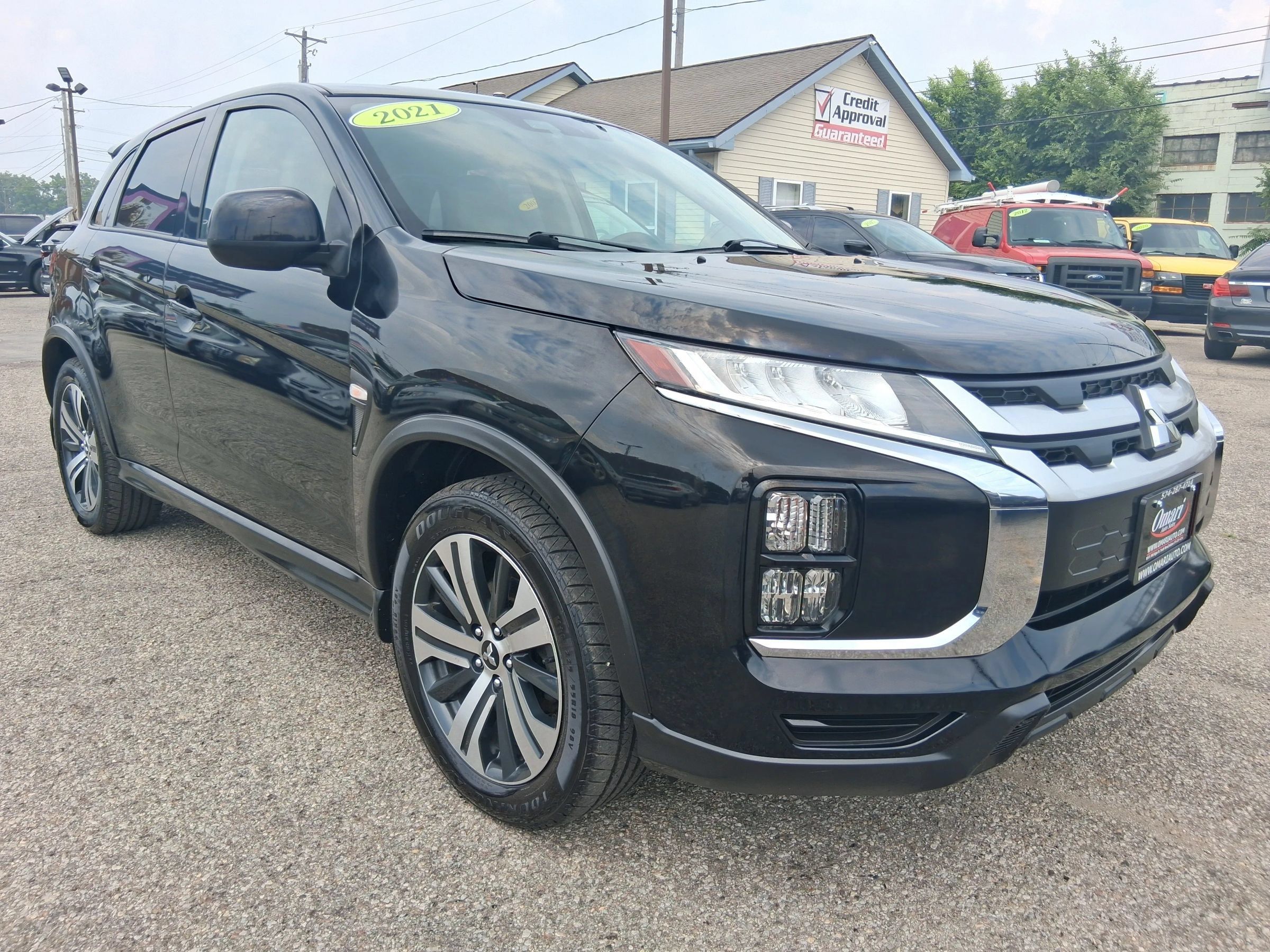 Used 2021 Mitsubishi Outlander Sport LE AWD/4WD image 1