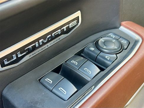 Used 2023 GMC Sierra 1500 Denali Ultimate image 18